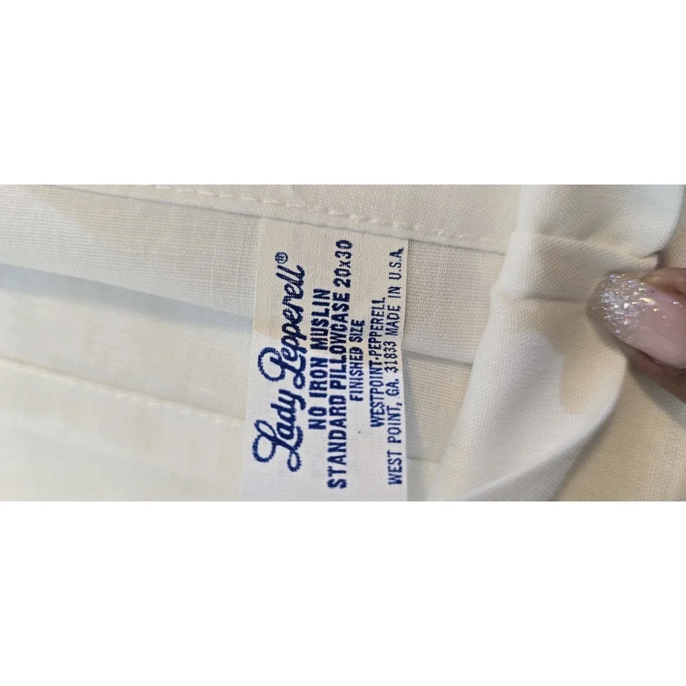 PAIR OF VINTAGE LADY‎ PEPPERELL EMBROIDERED, CROSS STITCH STANDARD PILLOWCASES